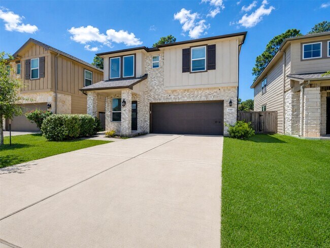 7087 Silverleaf Oak St