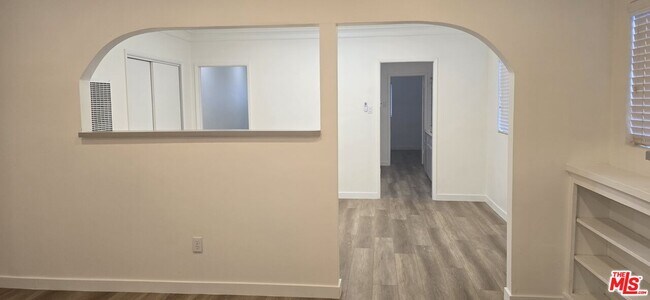 Photo - 4828 3rd Ave