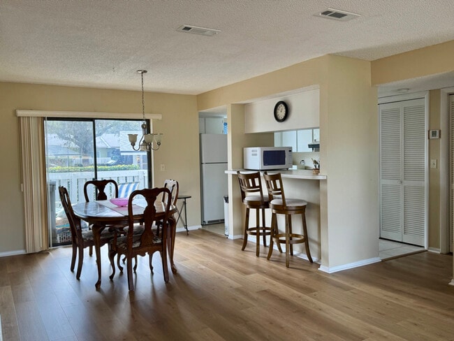 Photo - 110 Cypress Pl