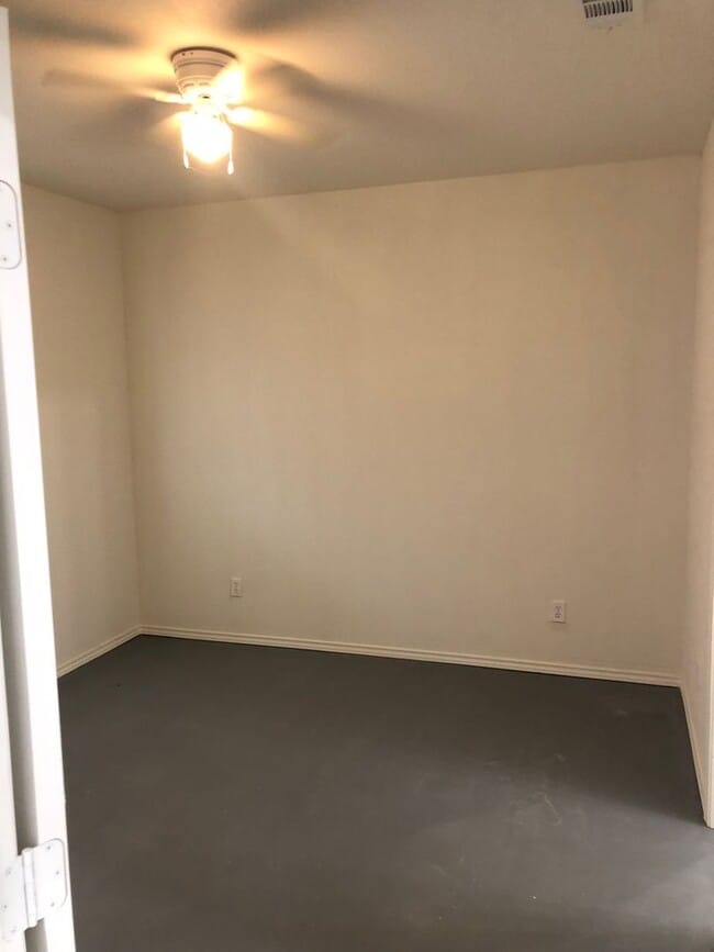 Photo - 22404 Matins Ln