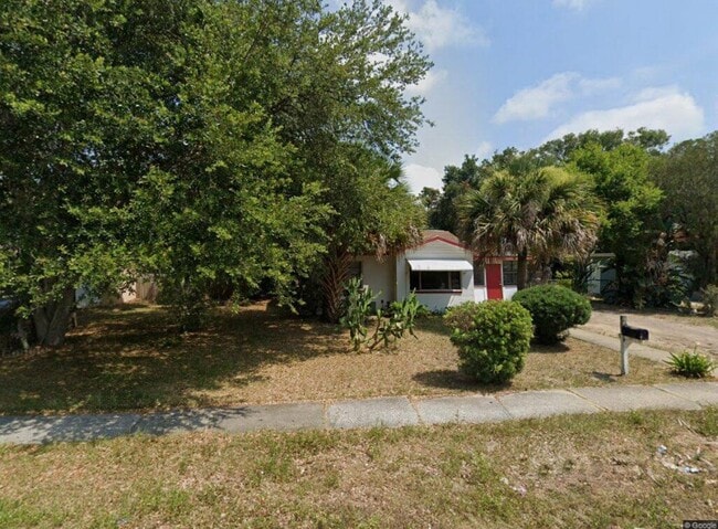 Building Photo - 840 Magnolia Ave Rental