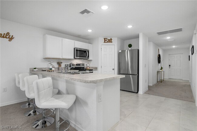 Photo - 3611 39th St SW