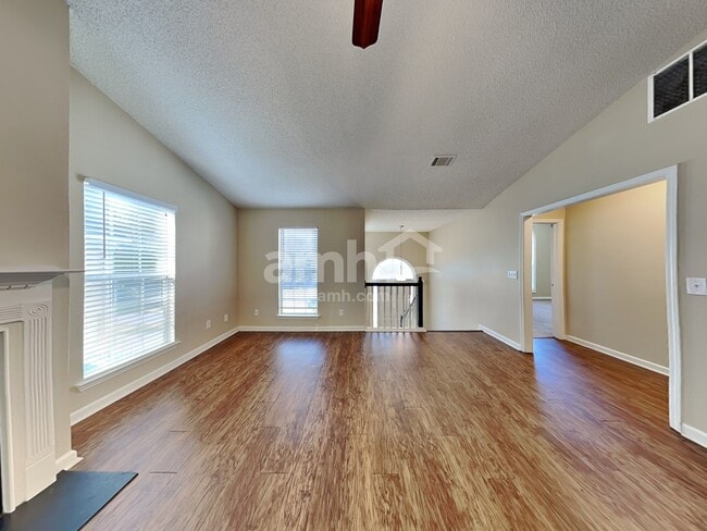 Photo - 5029 Kens Ct