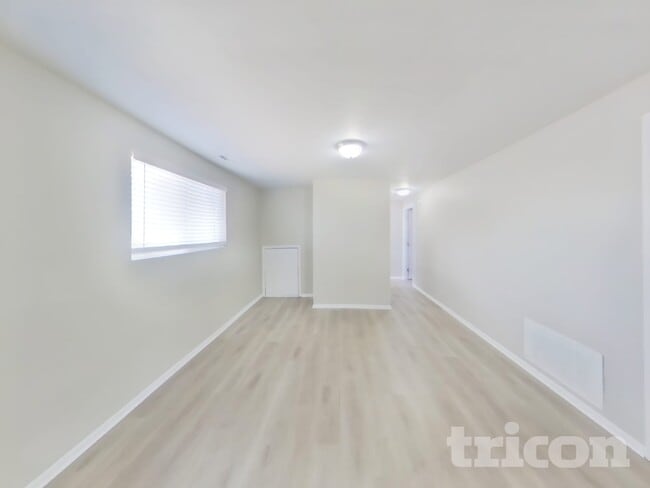 Photo - 1720 Monterey Way