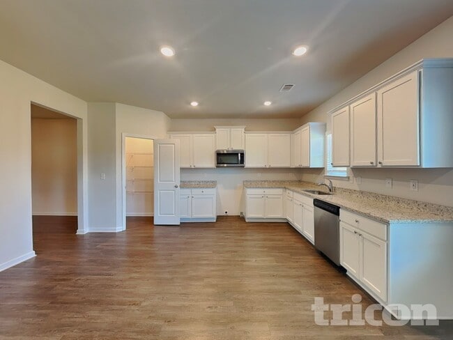 Photo - 1100 Amadas Dr