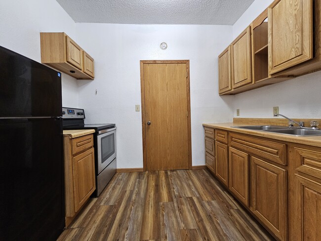 Photo - 819 4th Ave W Unit 1