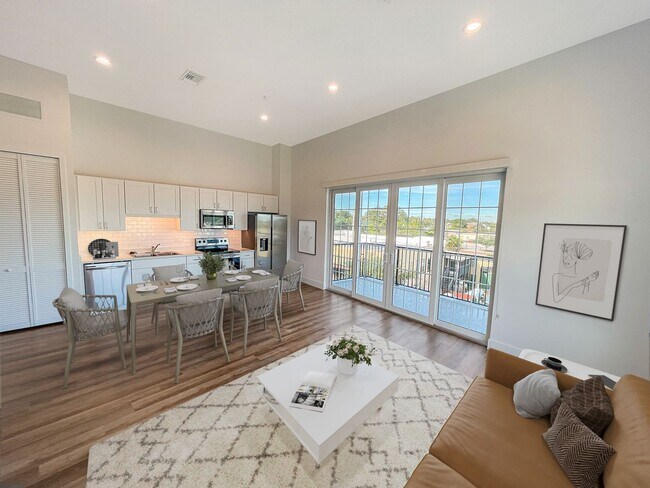 Photo - 201 S Sanford Ave Unit 303