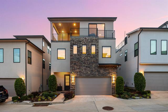 Building Photo - 4113 Entrada Way