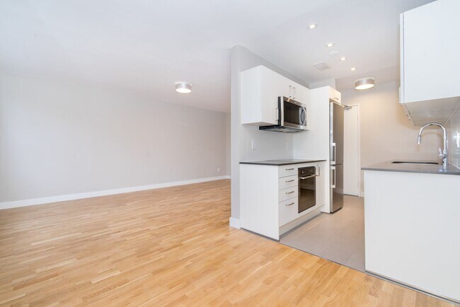 Photo - 12 Bater Ave