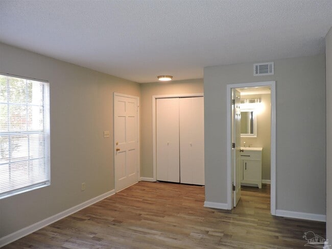 Photo - 1498 John Carroll Dr