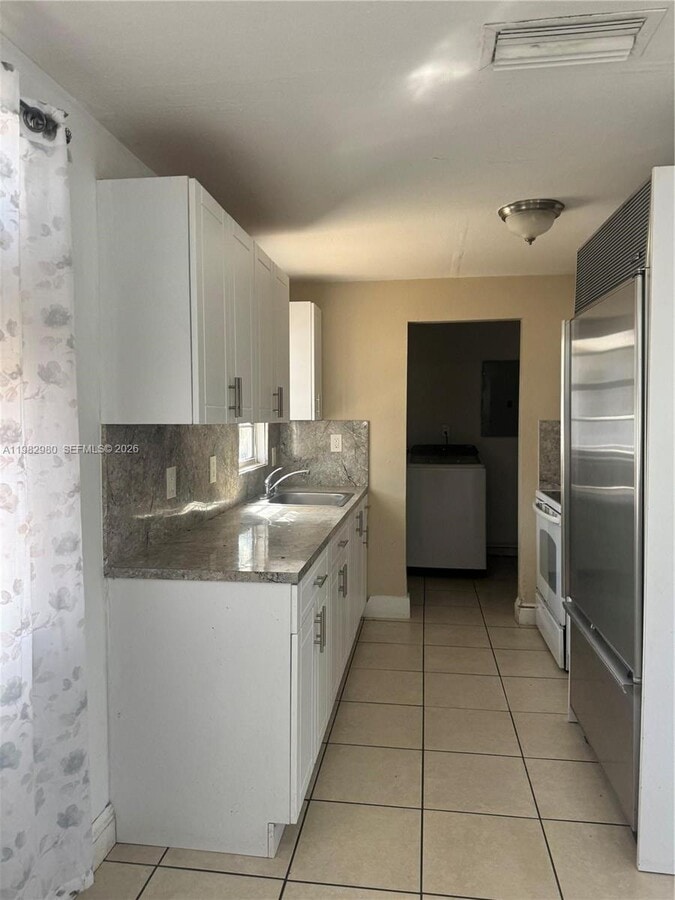 Photo - 1940 NW 96th St