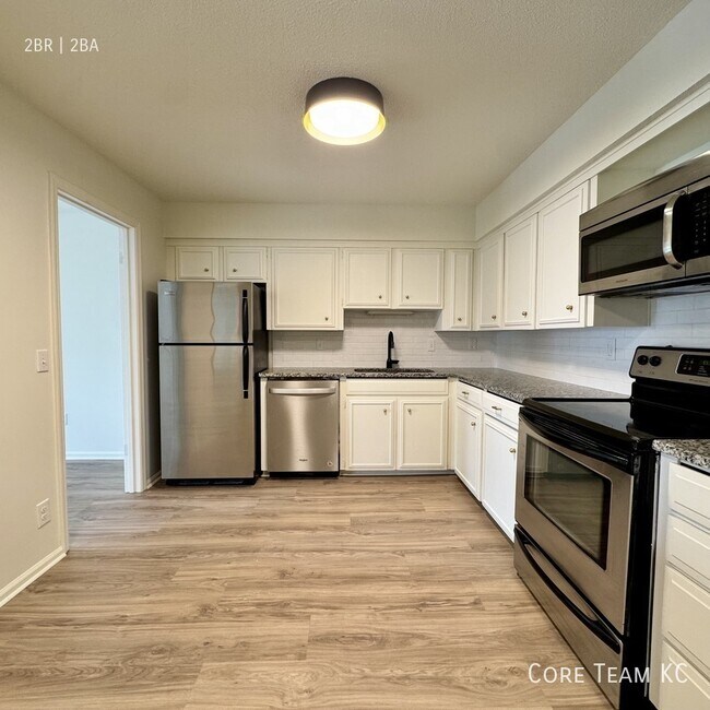 Photo - 2900 W 53rd St Unit 203