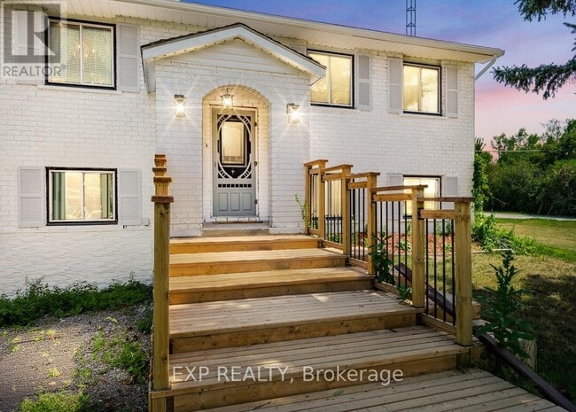 Photo - 150 Bayview Dr