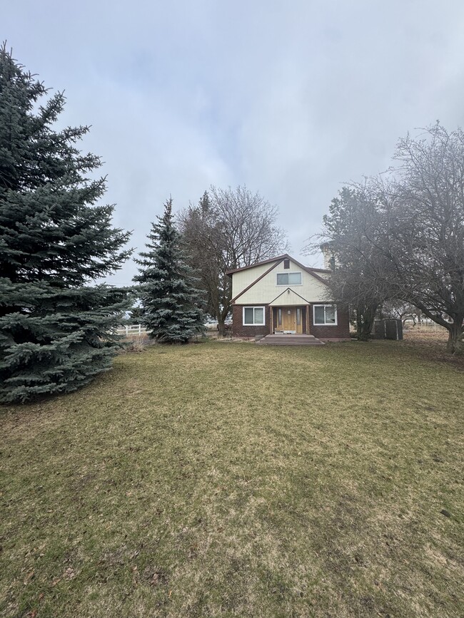 Photo - 2120 W Strong Rd House