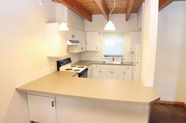 Photo - 209 W Mulberry St Unit #7