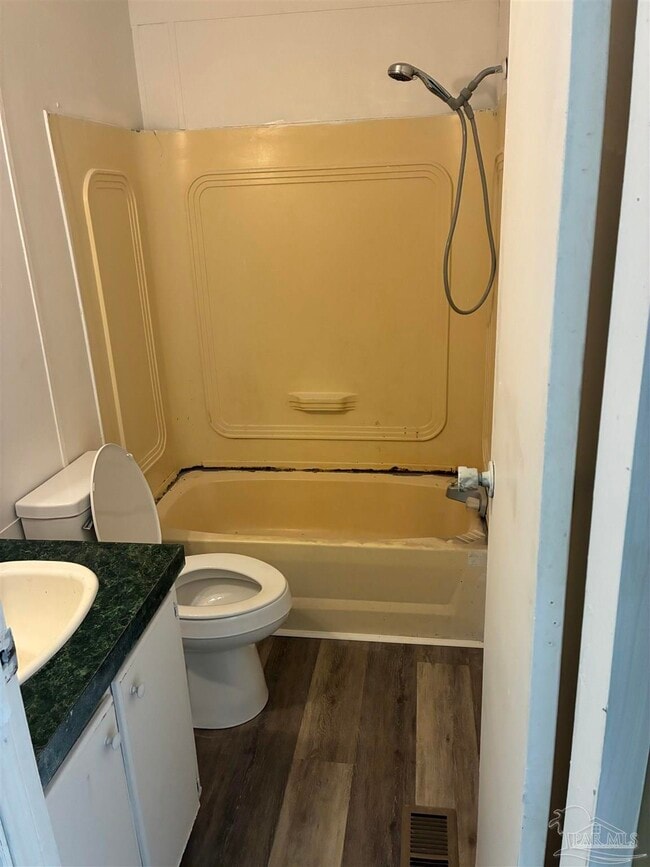 Photo - 5675 Saufley Field Rd