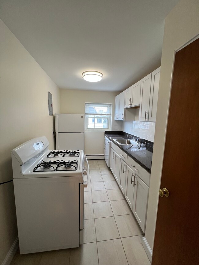 Photo - 333 Massachusetts Ave