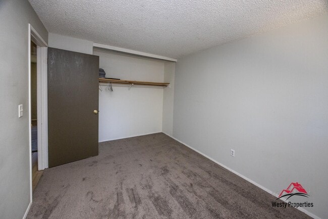 8205 SE 23rd Ave