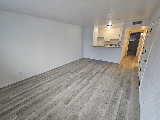 Photo - Downstairs 1 Bedroom 1 Bath Apartment in Orland! Unit 307 Colusa St - A