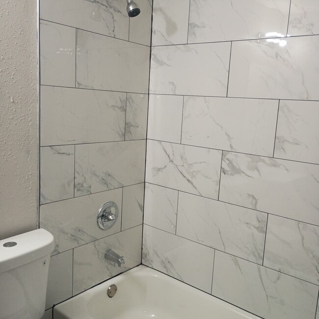 Photo - 2900 Flora Ave