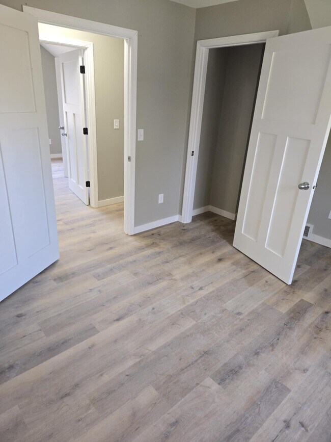 607 Otter Ave House House Rental in Oshkosh, WI