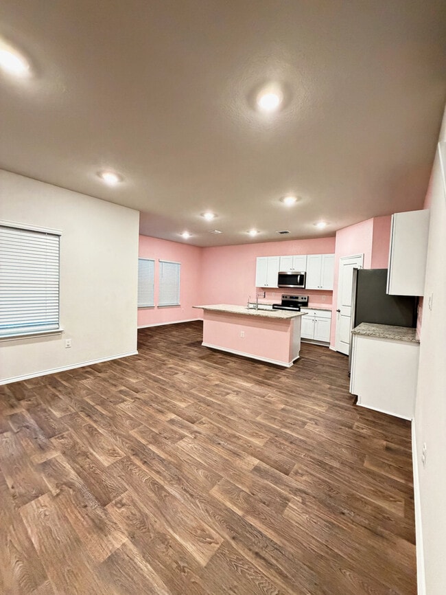 Photo - 3011 Lindenwood Run