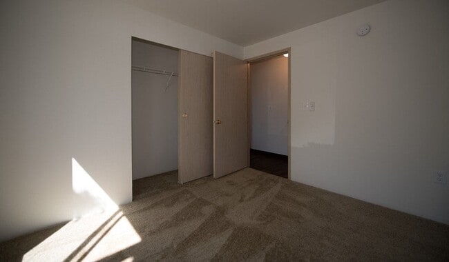 Photo - 1001 NE Briarcreek Way