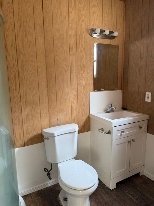 Photo - Studio Unit B