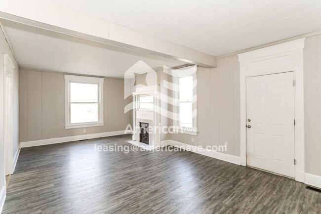 Photo - 653 Fairview Ave