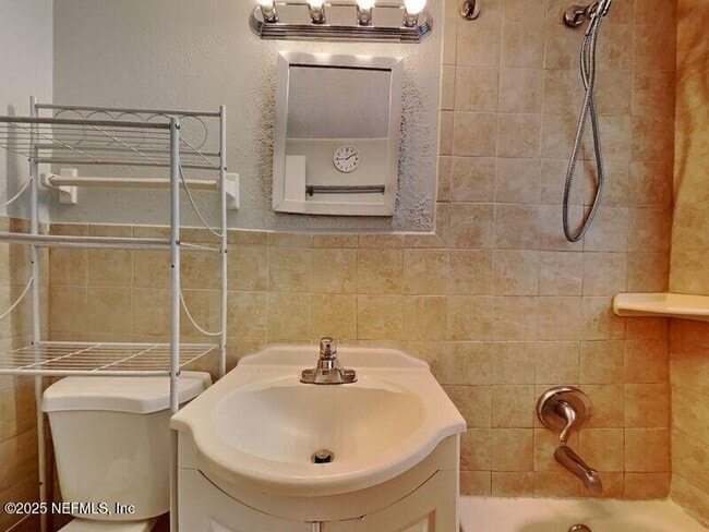 Photo - 6037 George Wood Ln E