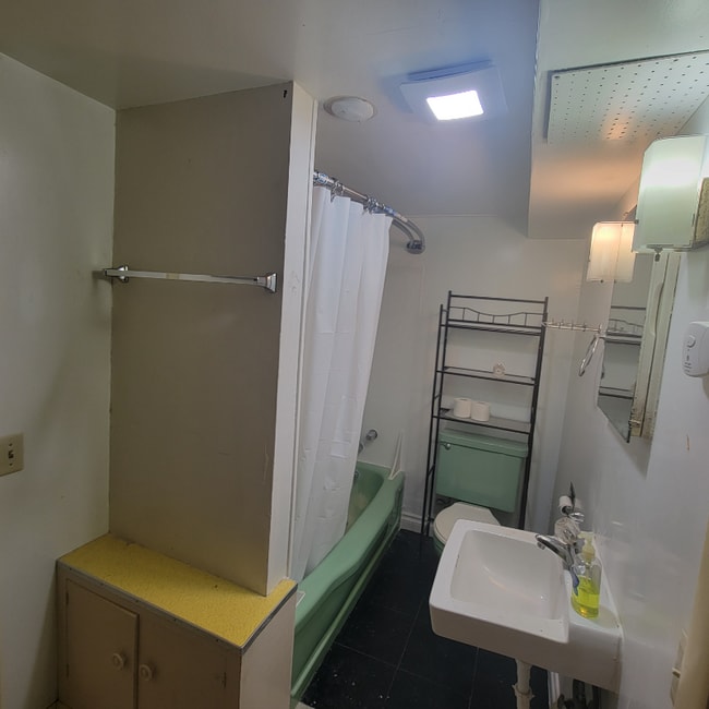 Photo - 636 W Madrone St Unit 636