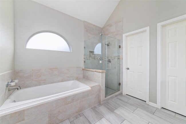 Photo - 6315 Laurel Run