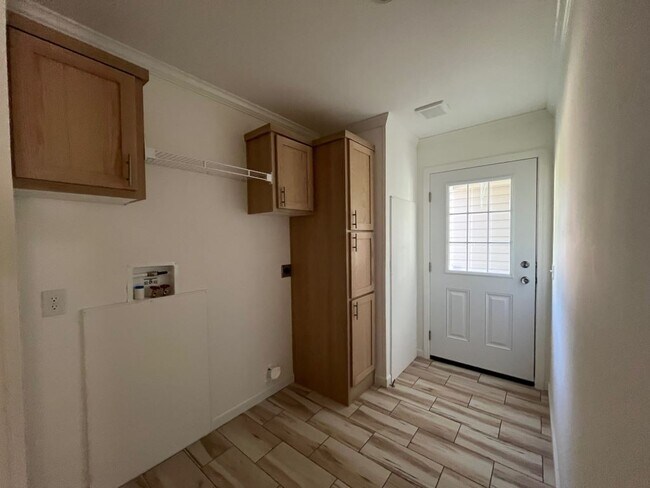 118 Leopard Ln