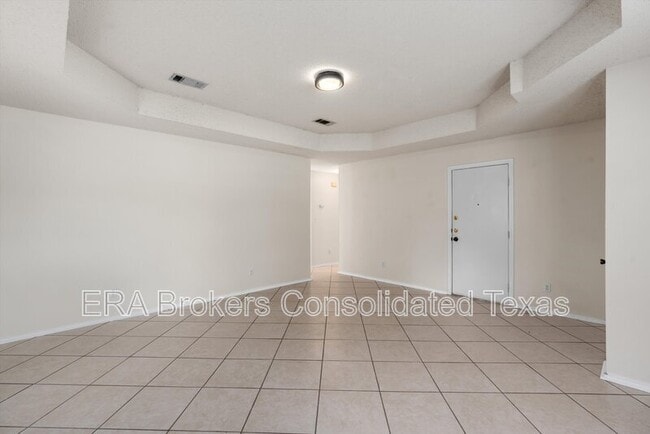 Photo - 101 Ina Ct