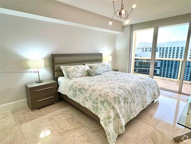 Building Photo - 1830 S Ocean Dr Unit 4611 Rental