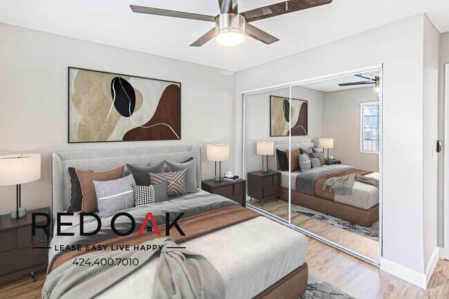 Photo - ~1 Month FREE~ Spacious Two Bedroom with C... Unidad 114