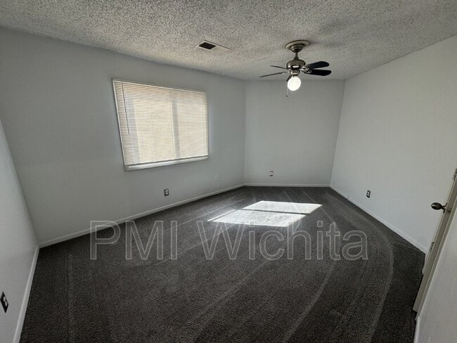 Photo - 3501 W 21st St N Unidad 7