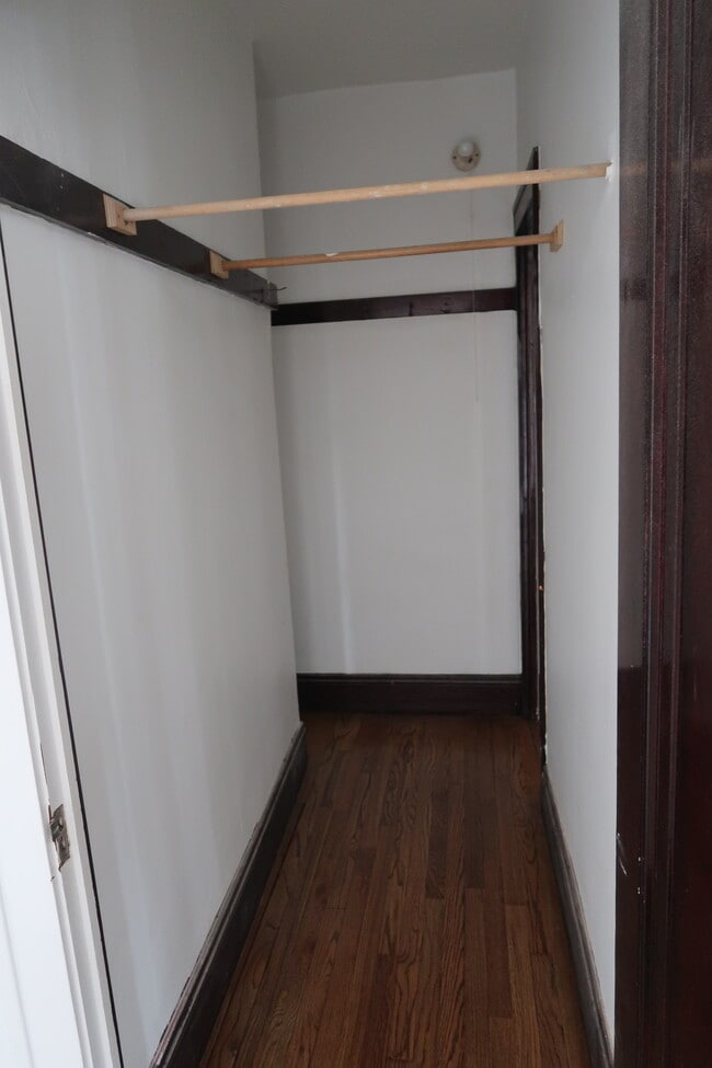 Photo - Gerald Manor