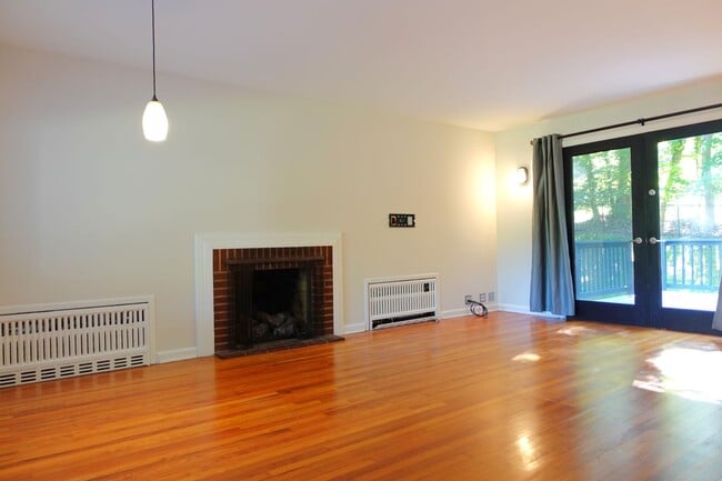 Photo - Newly Renovated 2 Bedroom