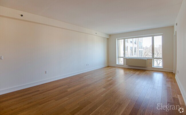 Building Photo - 1280 5th Ave Unit APT 6H