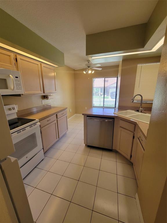 Photo - 3333 Gray Fox Cove Unidad 3333