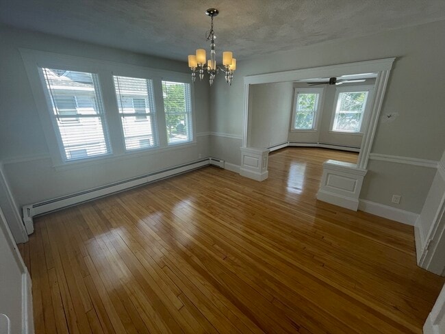 Photo - 252 Brown St