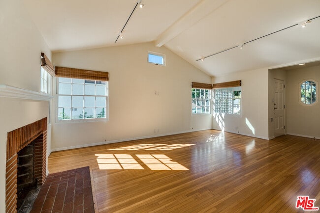 Photo - 1616 Ashland Ave