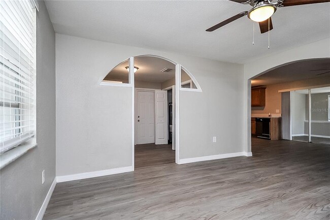 Photo - 505 Florida Cir S