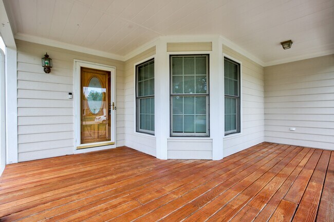 Photo - 7924 Lester Dr