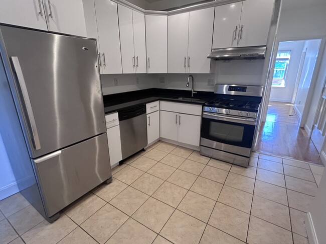 Photo - 63 Middle St Unit 3