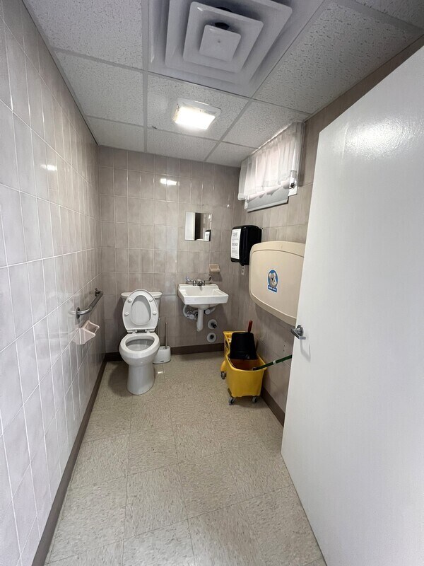 Photo - 826 Main St Unit 1