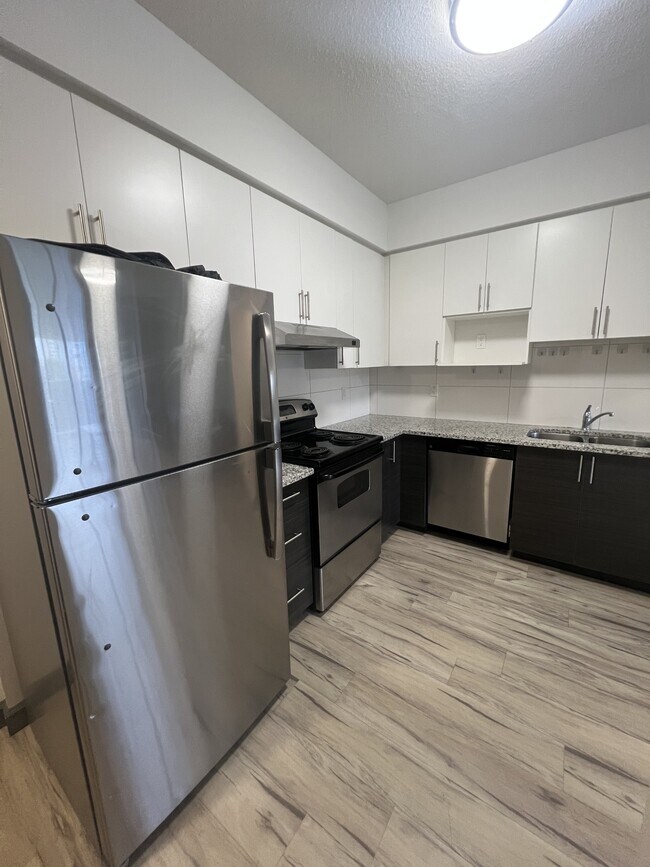 Photo - 258C-258C Sunview St