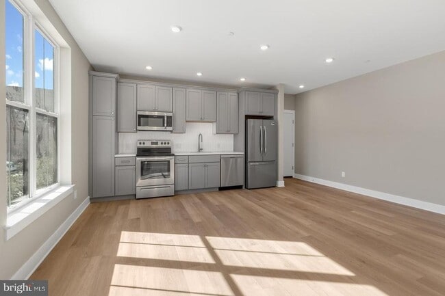 Photo - 6712 Ridge Ave Unidad 402