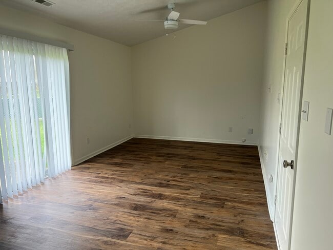 Dining Room - 1486 Michigan Rd